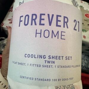 Forever 21 Home Cooling Sheet Set - Twin, Purple and White